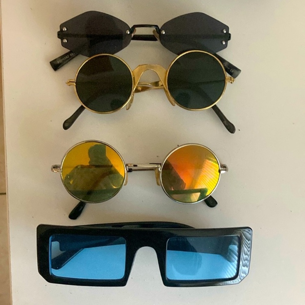 Sunglasses Bundle - image 1